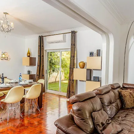 וילה Sleeps 11 With Pool Air Con And Wifi *